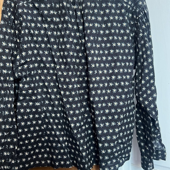 Sea ny. Cotton buttondown. Small flowers. Front embellishment. - Picture 7 of 7